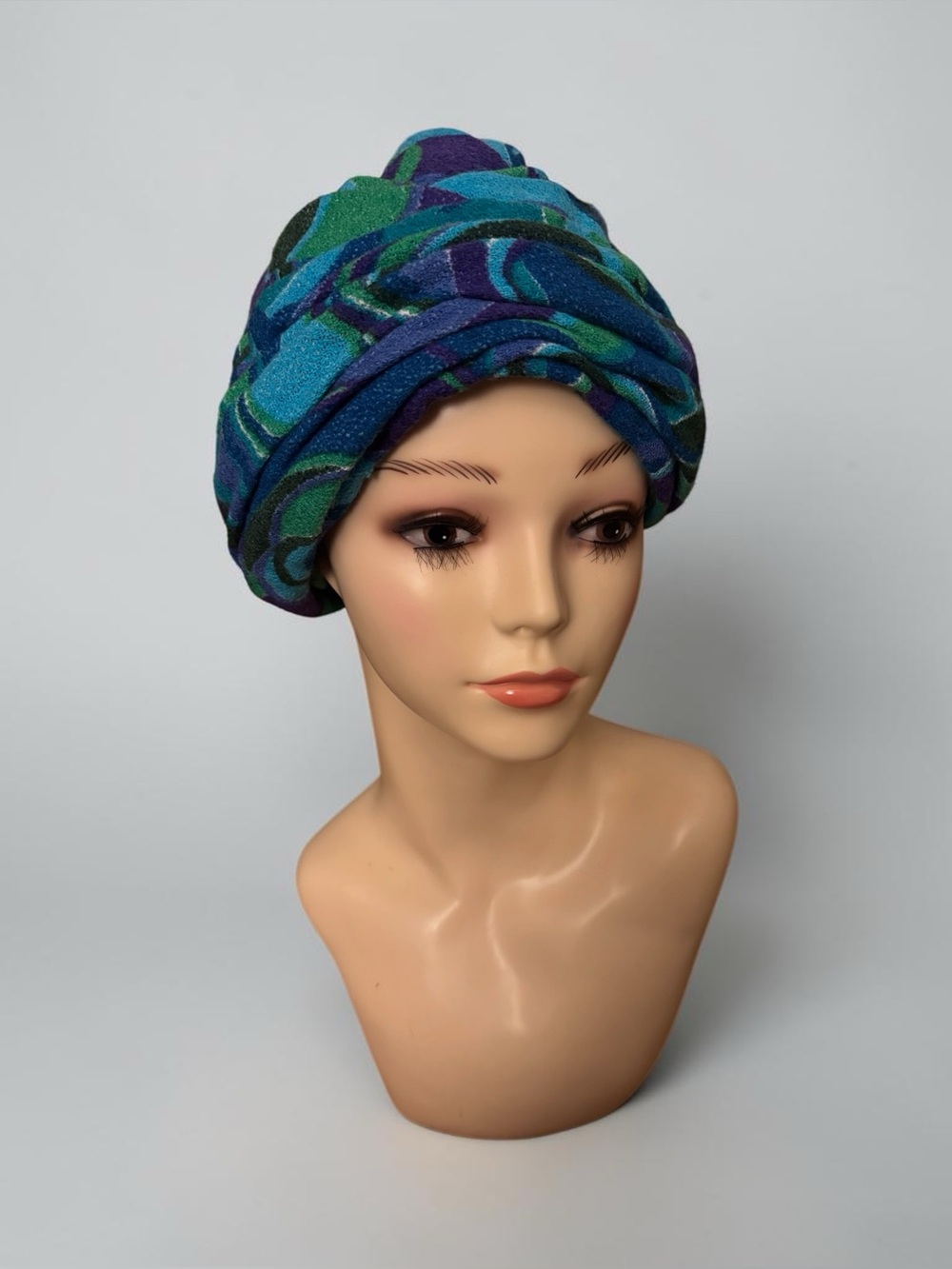 Lilly Daché Vintage 1960's Turban Hat w/ Blue & Green Abstract Floral Pattern